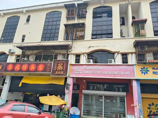 Taman Lembah Maju Medium Cost Shop Apartment For Sale