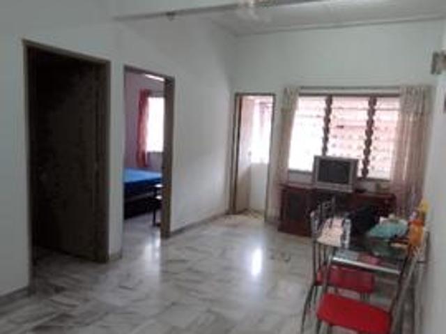 Taman Lembah Maju Pangsapuri Flat Ampang with renovation