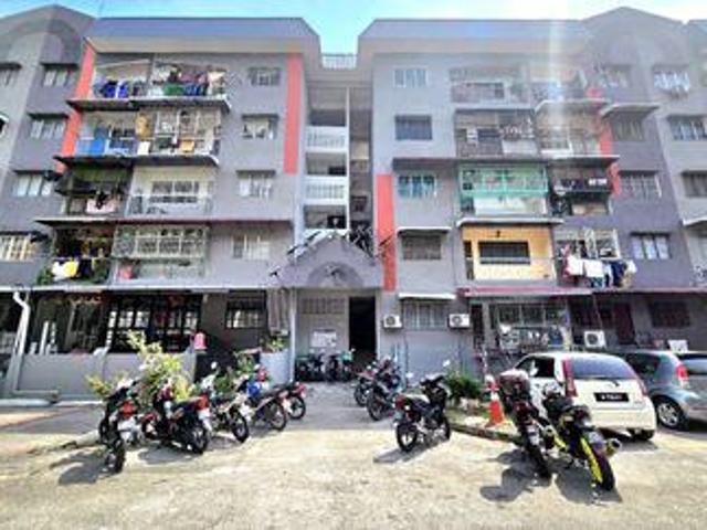 Taman Lembah maju block Rp3 Ampang