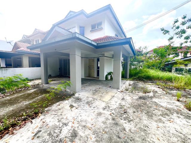 Taman Lestari Putra LEP 5 2 Storey Endlot with Land Facing open