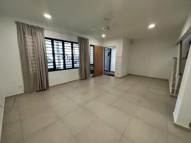 Taman Likas Double Storey Good Condition 5 rooms 2 carparks