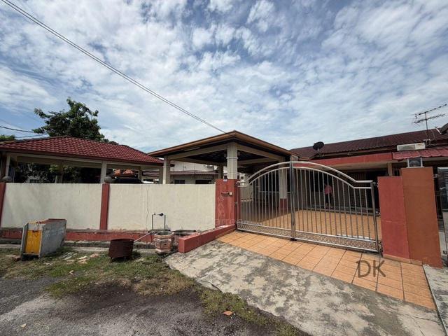Taman Lucky Klang kawansan 17 1 sty semi d house renovated value buy