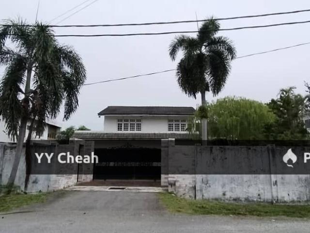 Taman Mansion 2 storey Bungalow 13000 sq ft Freehold Ipoh Town