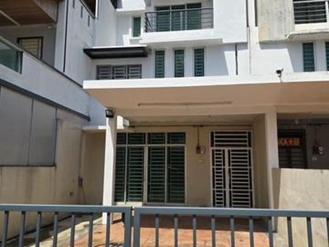 Taman Machang Bubok 3 Storey Terrace House Furnish