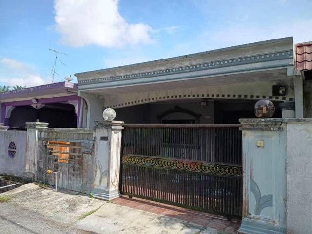 Taman Makmur Kulai Rumah Teres Setingkat 1540 sqf Untuk Dijual Segera