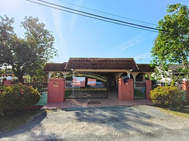 Taman Malaysia Single Story Bungalow