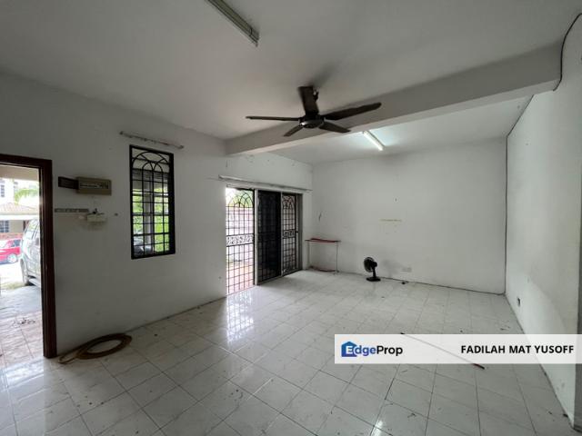 Taman Mawar, Bandar Baru Salak Tinggi
