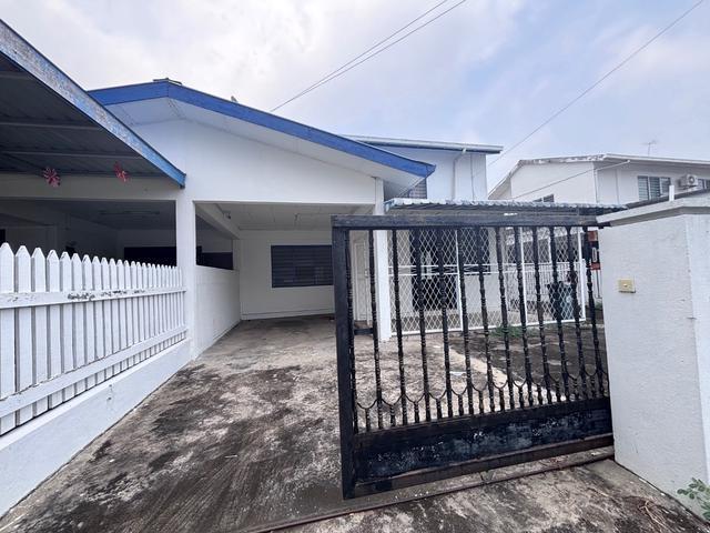 Taman Mayflower below market for sale
