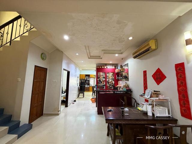 Taman Menegoh Shah Alam Seksyen 36 Double Storey Terrace Corner