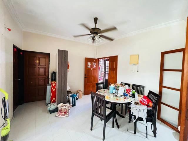 Taman Medan Penaga Block 82 Batu Lanchang Good Condition Freehold