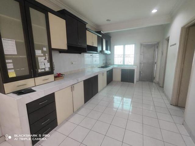 Taman Megah Kepong Baru Triple storey house