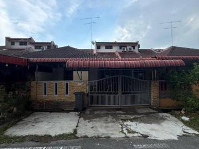 Taman MekarAyer HitamSingle Storey TerraceRenovatedFull Loan