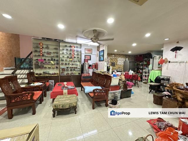 taman melawati, 2 storey corner house for sale