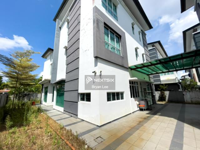 Taman Melodies Double Storey Bungalow House