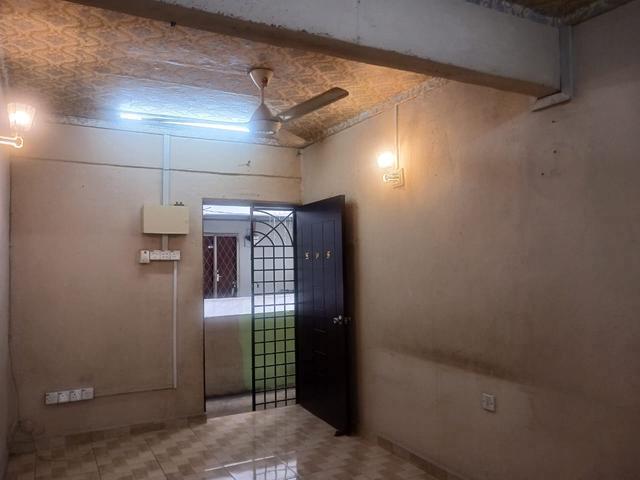 Taman Merak Jaya Flat Simpang Ampat