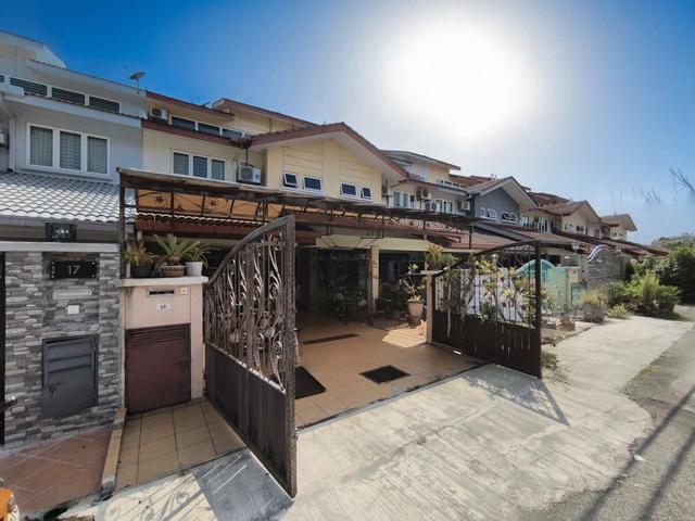 Puchong 2 Storey Terrace For Sale Renovated and Nego