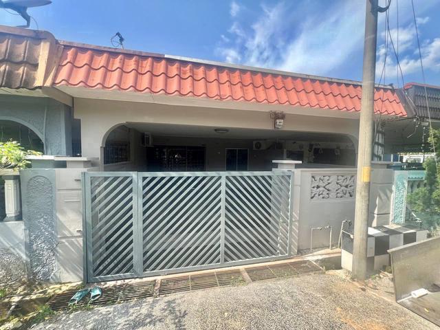 Taman MerantiKulai1Storey Low CostRenovationFull Loan