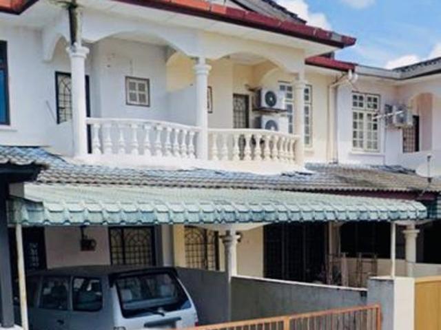 TAMAN MEWAH BARU, BATU GAJAH