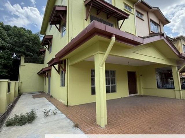 Taman Minang Ria