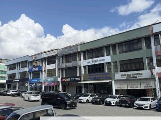 TAMAN MOLEK