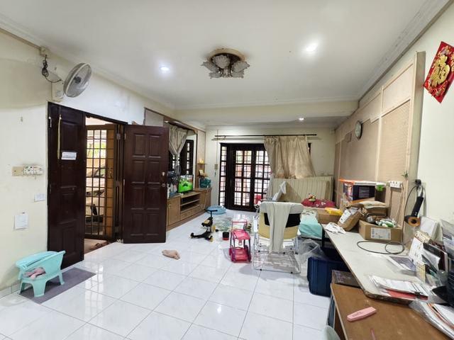 Taman Molek