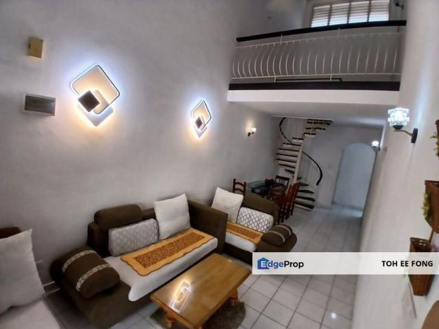 Taman Molek 1.5 Storey Terrace House For Sale