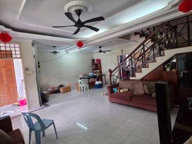 Taman Molek Jalan Molek 1x 2Storey Terrace