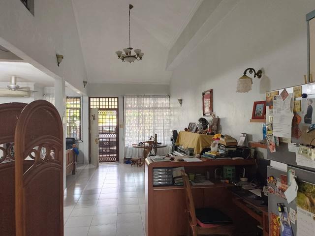 Taman Molek JB 15 Storey Terrace House Fully Renovated FOR SALE