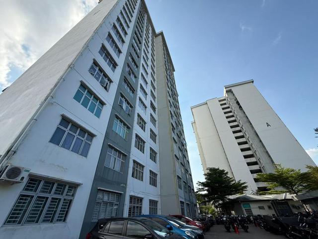 Taman Molek Ria Low Cost Apartment 3bed Johor Bahru