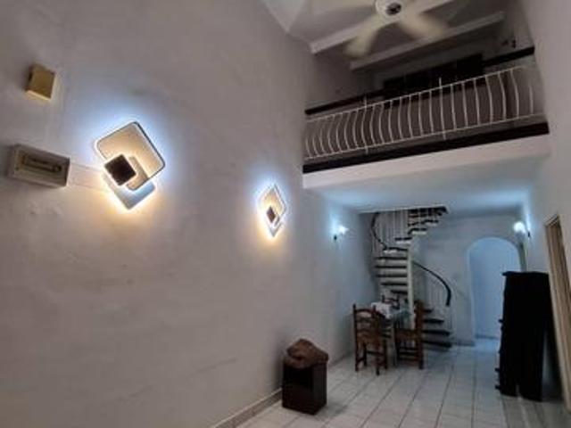 Taman Molek Single Storey For Sale
