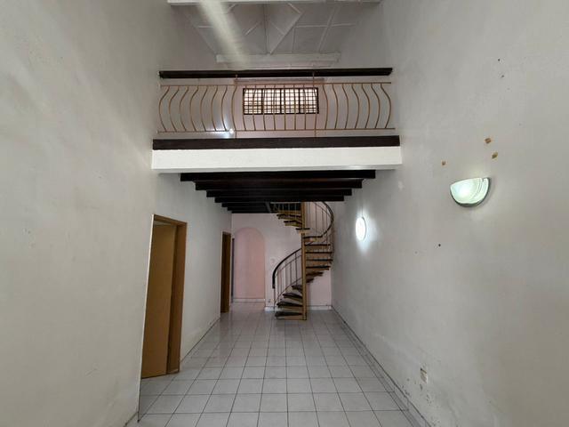 Taman Molek Single Storey Terrace House nearby CIQ town area