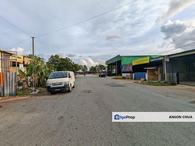 Taman Mount Austin