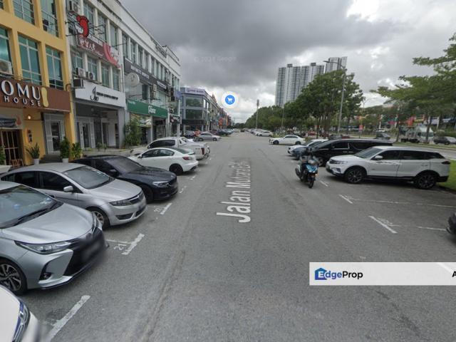 TAMAN MOUNT AUSTIN