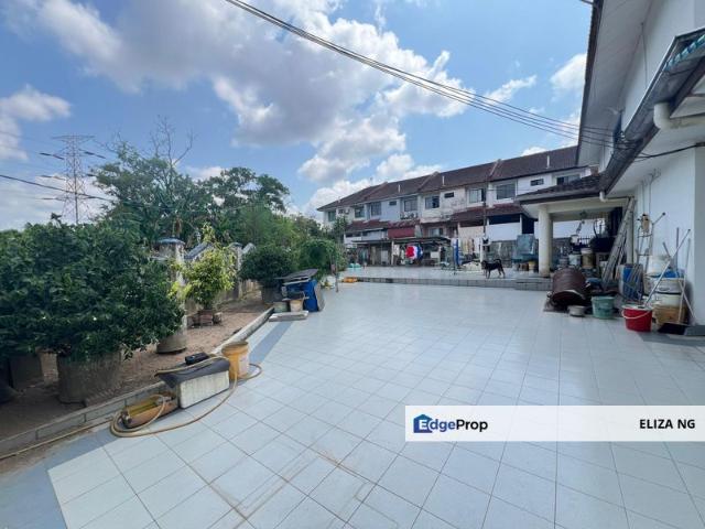Austin Residence @Taman Mount Austin