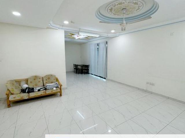 Austin Residence @Taman Mount Austin