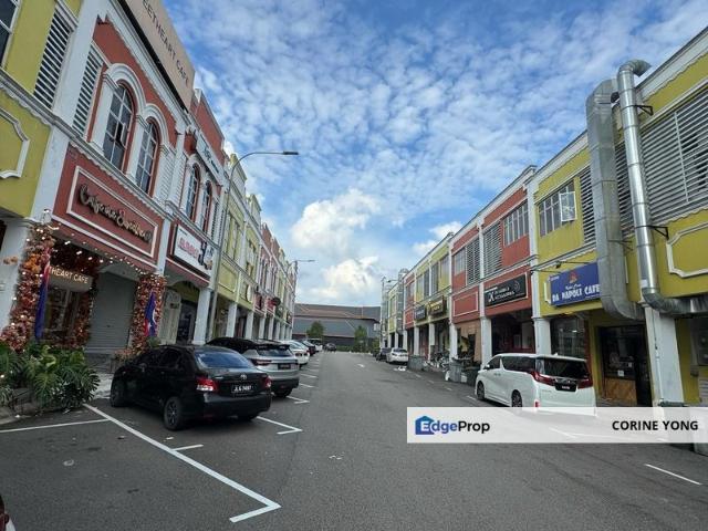 Taman Mount Austin Commercial
