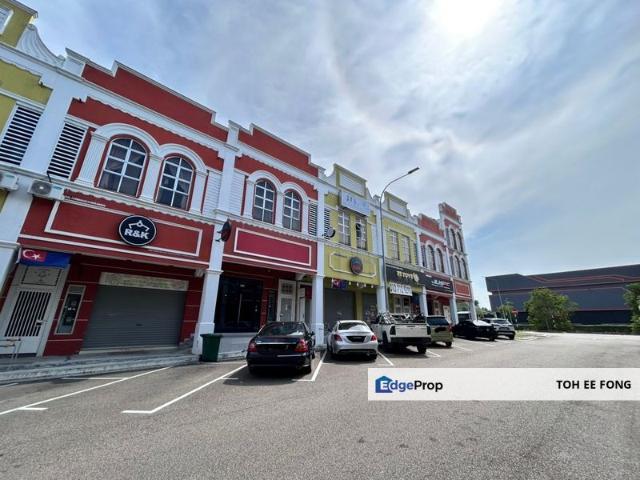 Taman Mount Austin Commercial