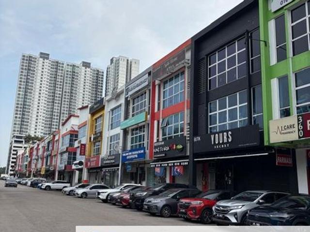Taman Mount Austin Commercial