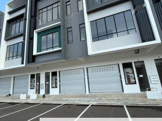 Taman Mount Austin Commercial
