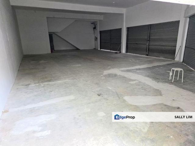 Taman Mount Austin Commercial