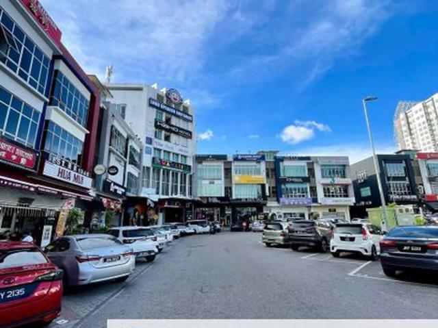 Taman Mount Austin Commercial