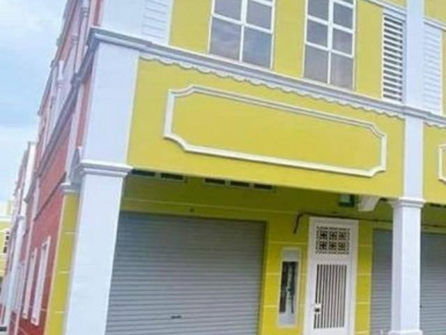 Taman Mount Austin Commercial