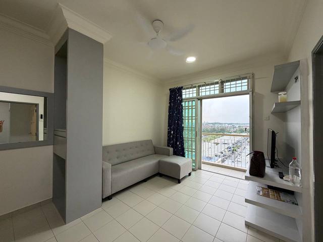 Taman Mount Austin Lake View Apartment New Unit For Rent