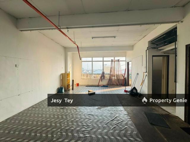 Taman Mount Austin Shop For Rent 3rd Floor