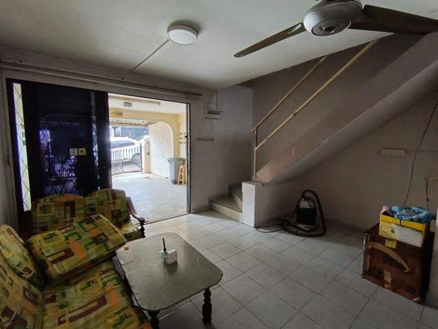 Taman Muhibbah Double Storey Low Cost House 3bed Renovated Kulai Johor