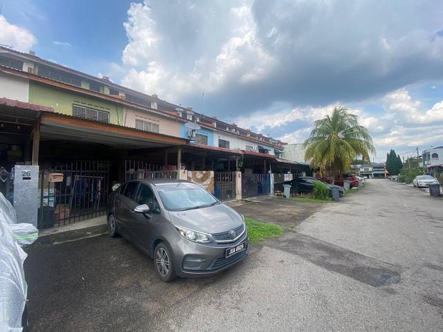 TAMAN MURNI KLUANG 3 BILIK 840sqft Freehold