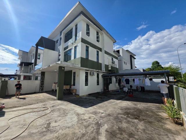 Taman Mutiara Mas Double Storey Cluster Corner Lot Skudai Mutiara