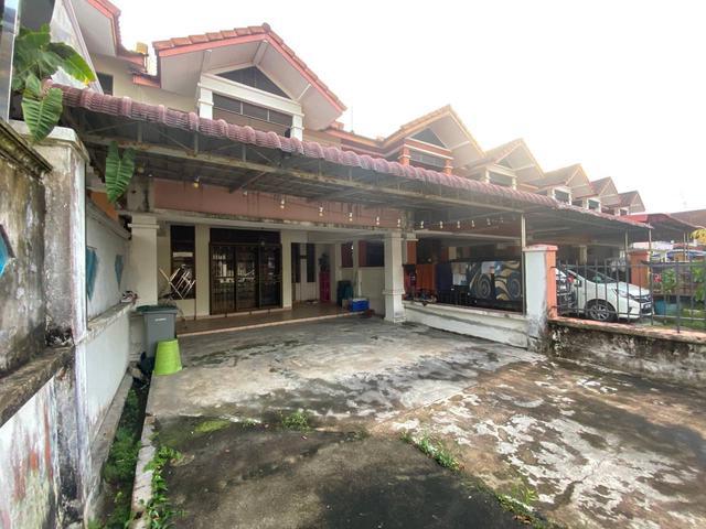 TAMAN MUTIARA RINI SKUDAI Double Storey 20 x 80 Renovated Unit
