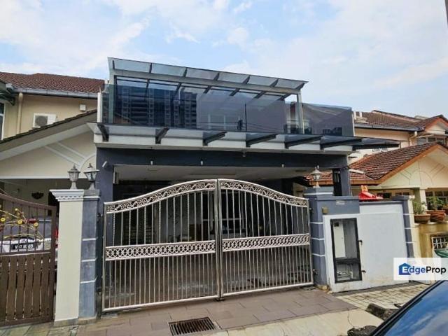 Taman Naga Emas