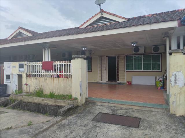 Taman Nelly Kolombong Single Storey House For Sale